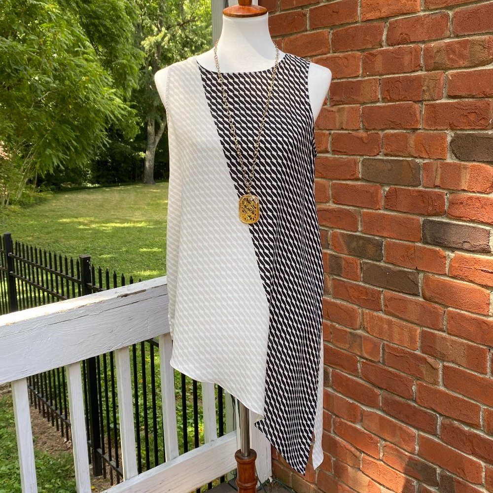 Vince Camuto tank top